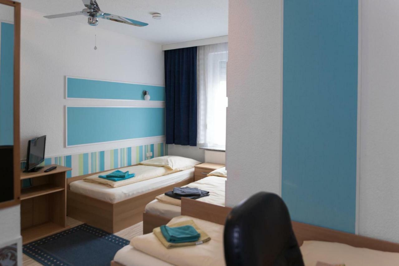Pension Central Nuernberg-Фюрт Екстер'єр фото